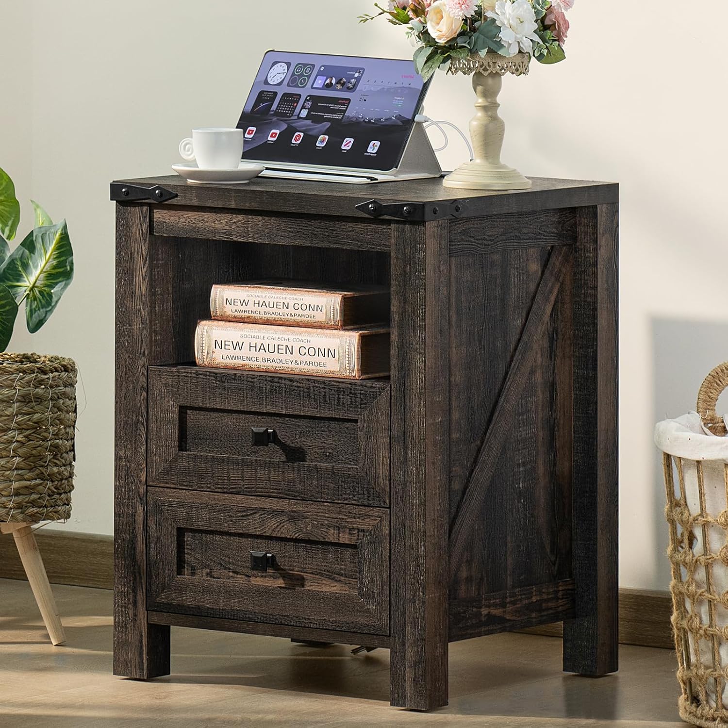 Nightstand with Charging Station and USB Port, Farmhouse Side End Table with 2 Drawers and Shelf Storage, Wooden Sofa Table, Bedside Cabinet for Bedroom, Living Room, Closet, Office (Dark Oak)